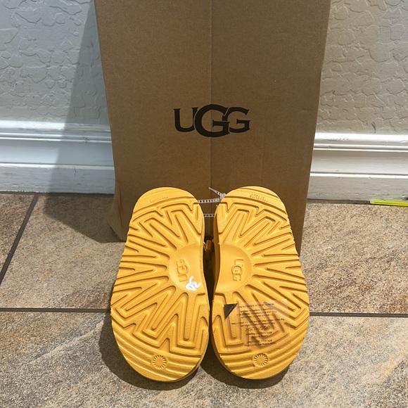 Toddlers Neumel II Boot - Picture 4 of 4